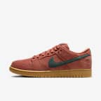https://static.nike.com/a/images/t_PDP_144_v1/f_auto,q_auto:eco/52e47696-f000-4bb9-a6d3-41aa19220379/NIKE+SB+DUNK+LOW+PRO.png