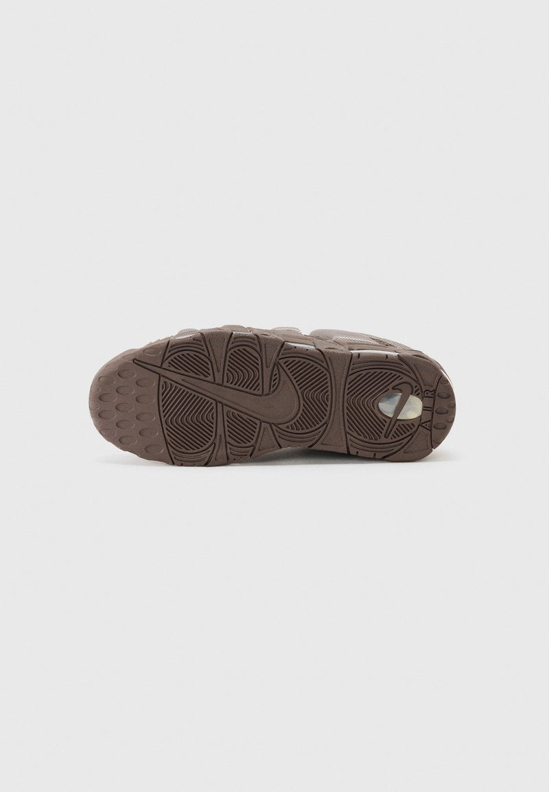 Nike Air More Uptempo Low Trainers: Iconic Basketball Style, Max Air Cushioning