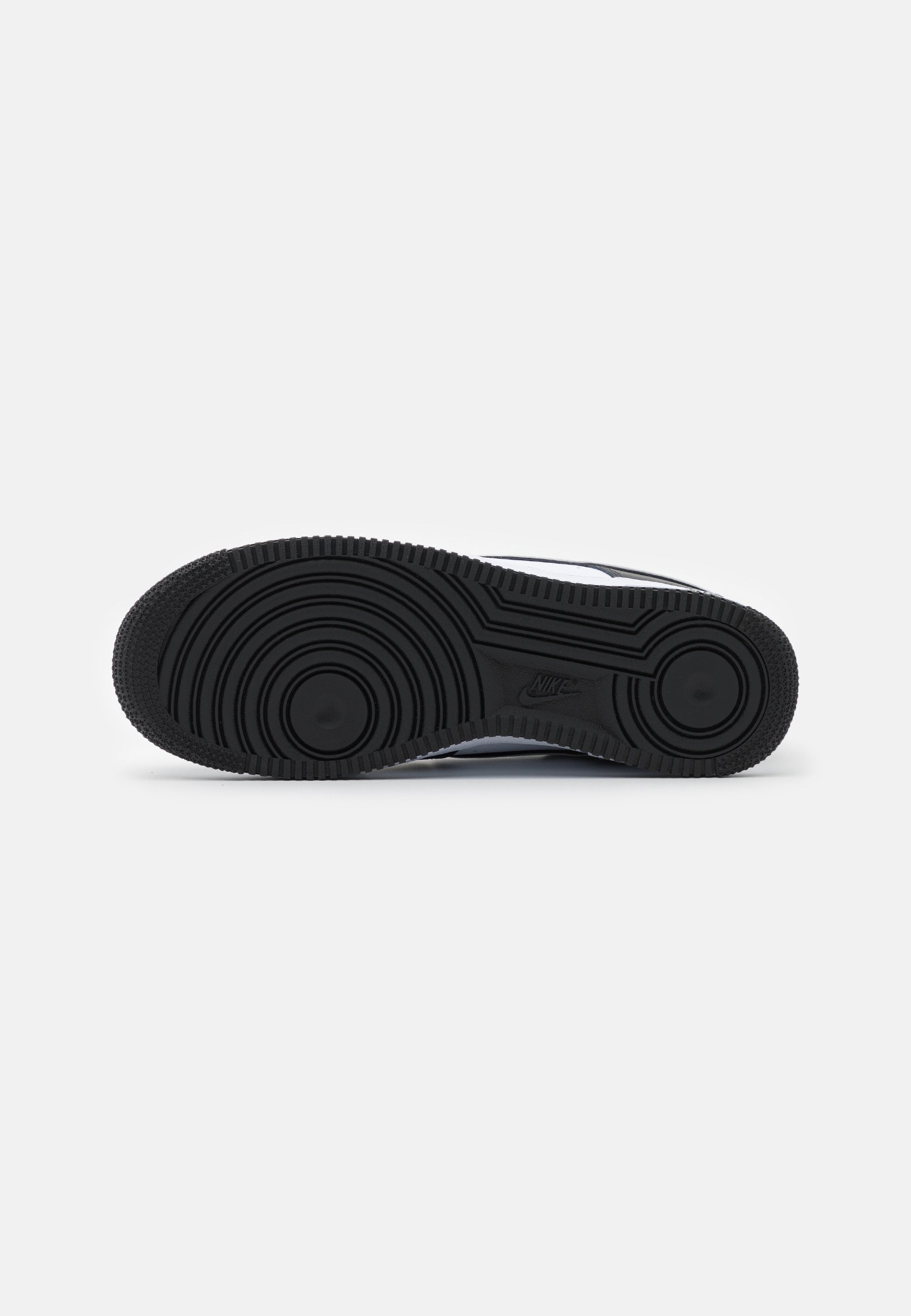 Nike Air Force 1 '07 Classic Leather Trainers Black/White Comfort Style