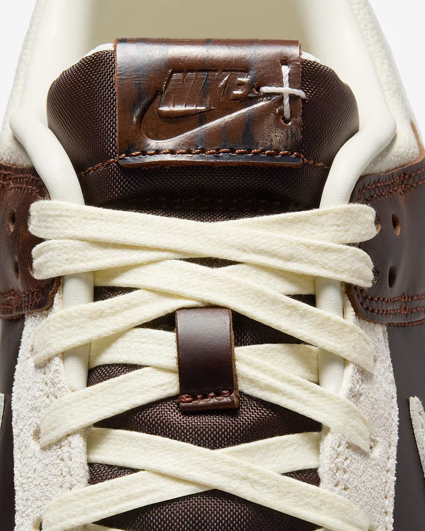Nike Dunk Low Retro "Cacao Wow" – Brown & Sail Leather Sneakers