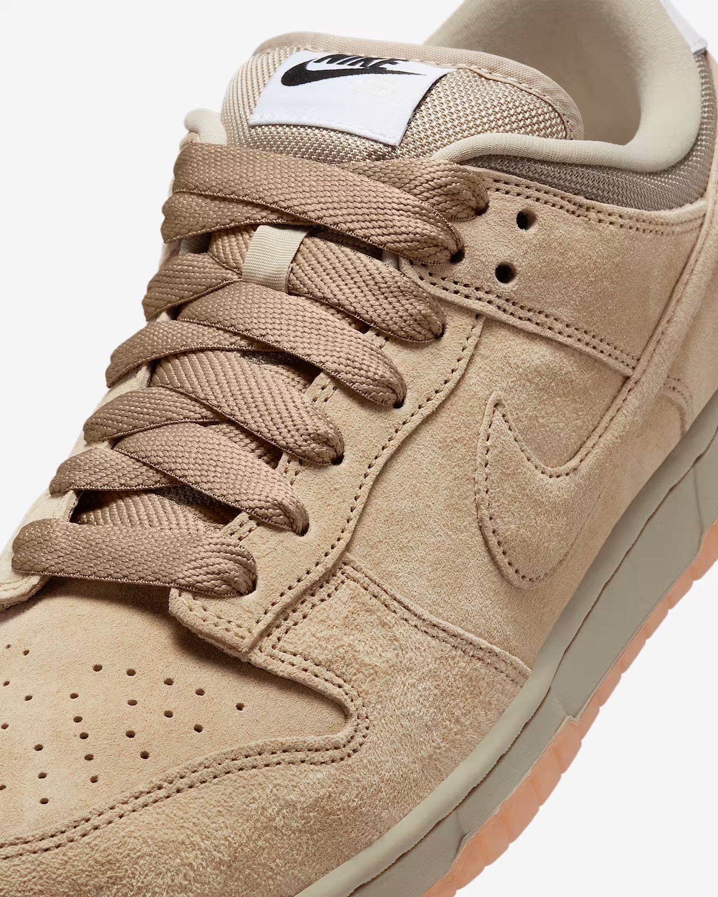 Nike SB Dunk Low Pro B "Mystic Red/Desert Ochre" – Skate Heritage Classic