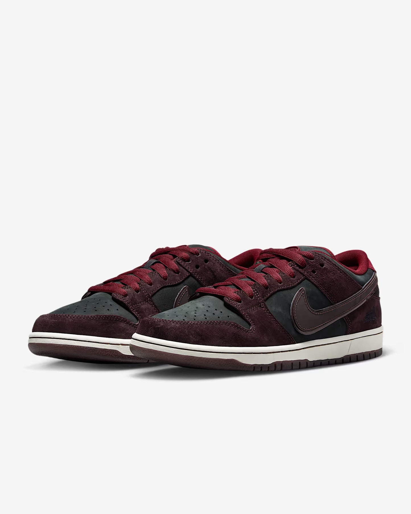 Nike SB Dunk Low Pro QS "Orange and Emerald Rise" – Limited Edition Skate Icon