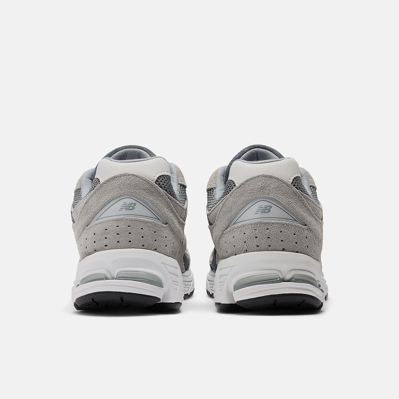 New Balance Men's 2002R Lifestyle Sneakers: Premium Mesh Suede Comfort Shoes